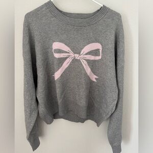 No Boundaries Gray Sweater with Pink Bow
